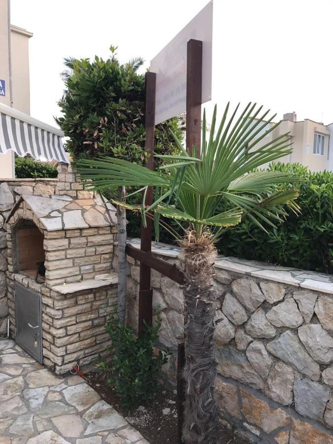 Jurisic Apartments Novalja Luaran gambar