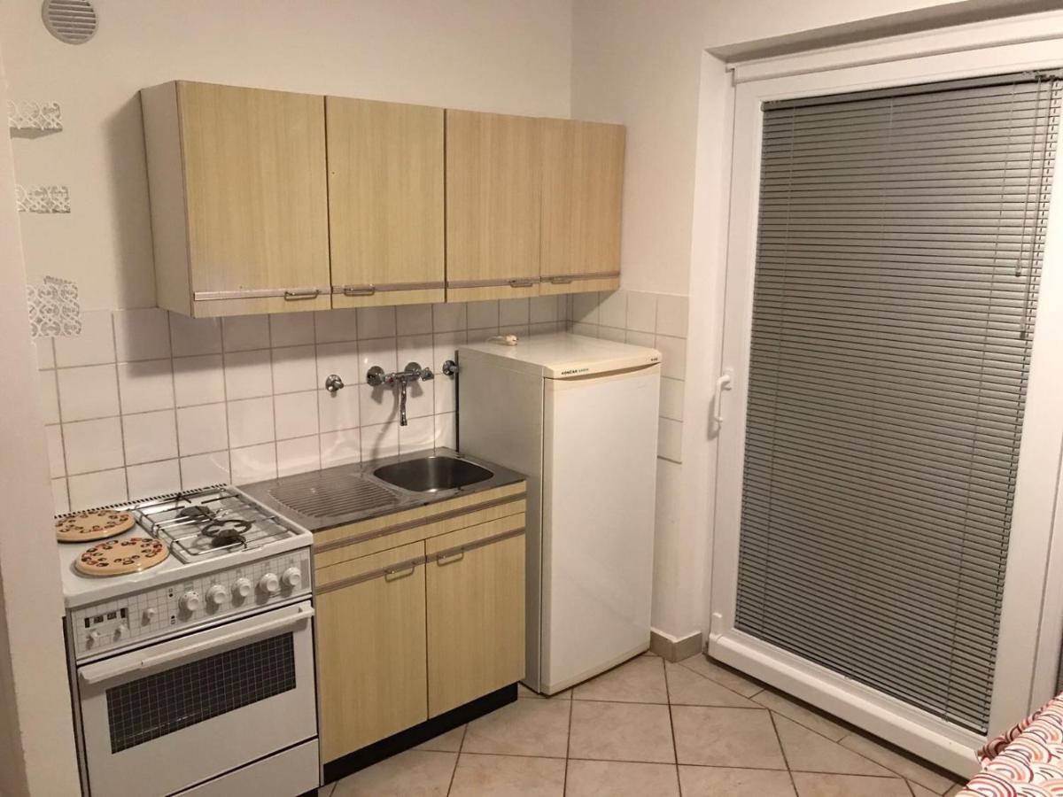 Jurisic Apartments Novalja Luaran gambar