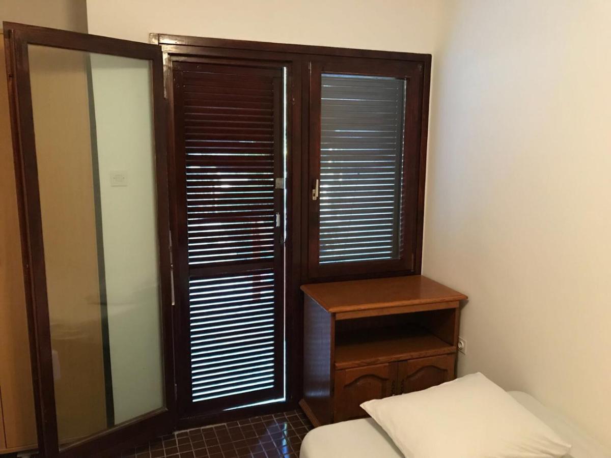 Jurisic Apartments Novalja Luaran gambar