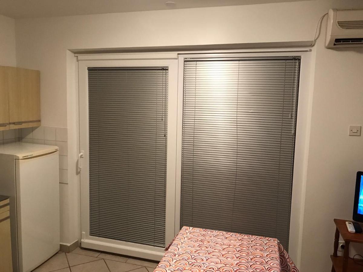 Jurisic Apartments Novalja Luaran gambar